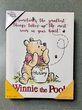 Disney Winnie the Pooh Wall Art with quote and Glitter Text Details